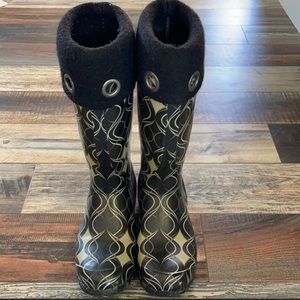 Womens Bogs size 9